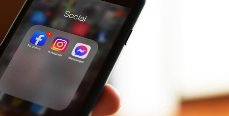 Symbolbild zu Social-Media-Kanälen wie Instagram und Facebook für inhabergeführte Kleinbetriebe